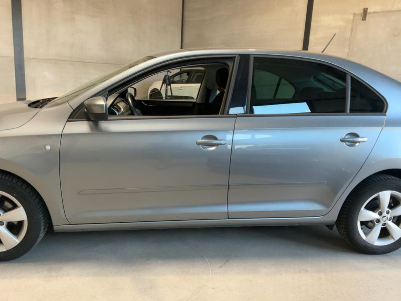 Skoda Rapid 1.2 TSI Ambition 2014 – снимка 4