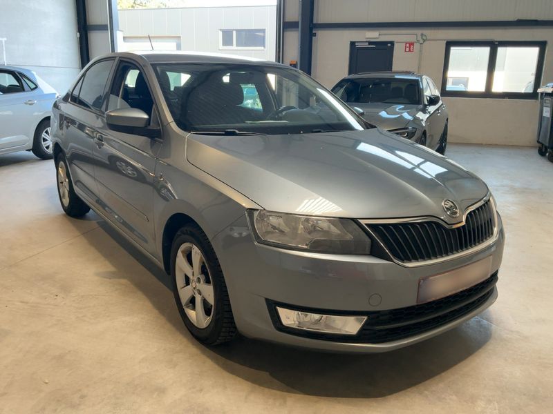 Skoda Rapid 1.2 TSI Ambition 2014 – снимка 12