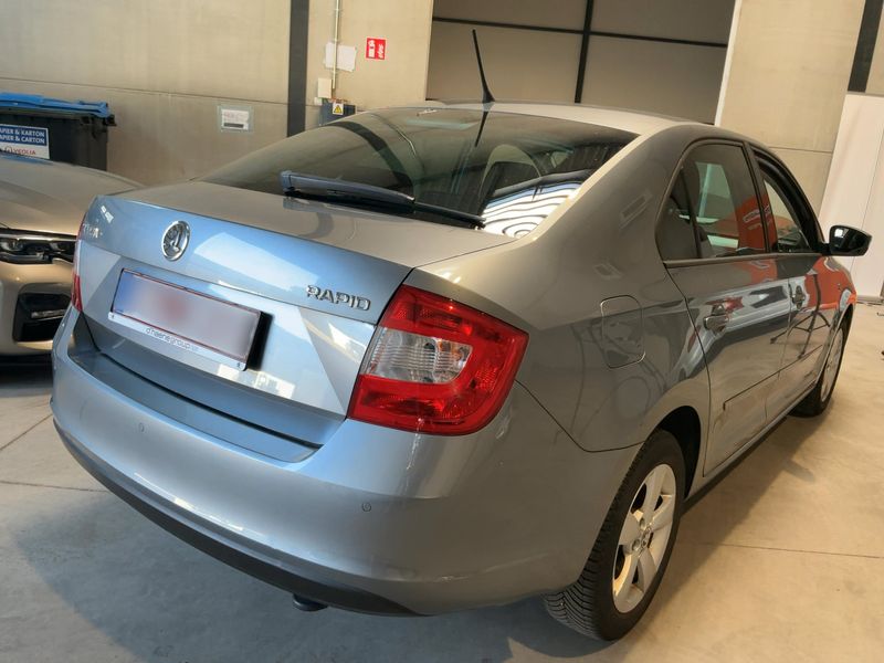 Skoda Rapid 1.2 TSI Ambition 2014 – снимка 8