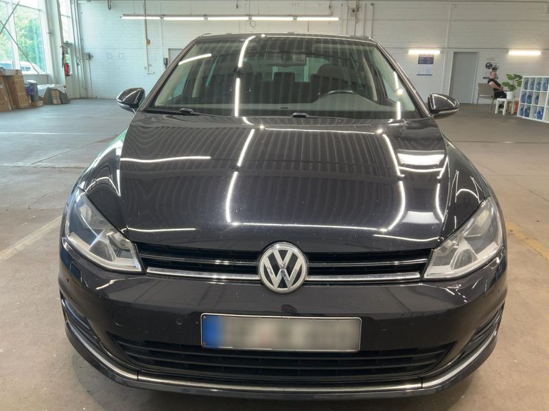 Volkswagen Golf VII 2.0 TDI Lounge BlueMotion Tech 2015 – снимка 14