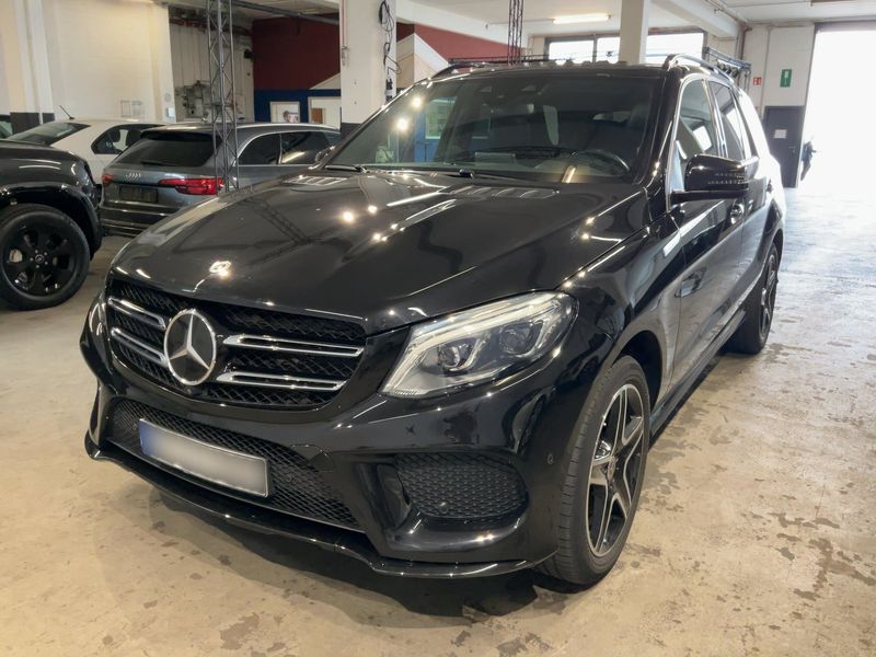 Mercedes-Benz GLE-Klasse GLE 400 4Matic AMG Line 2018 – снимка 1