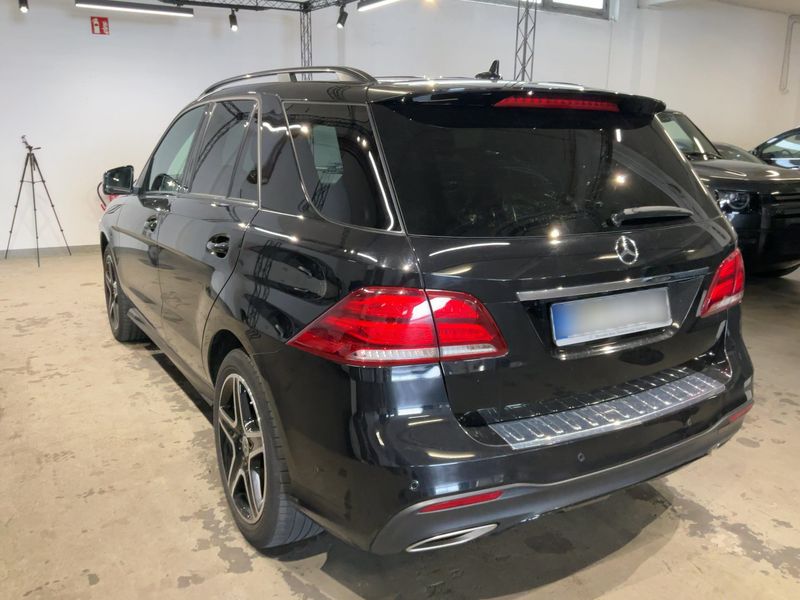 Mercedes-Benz GLE-Klasse GLE 400 4Matic AMG Line 2018 – снимка 6