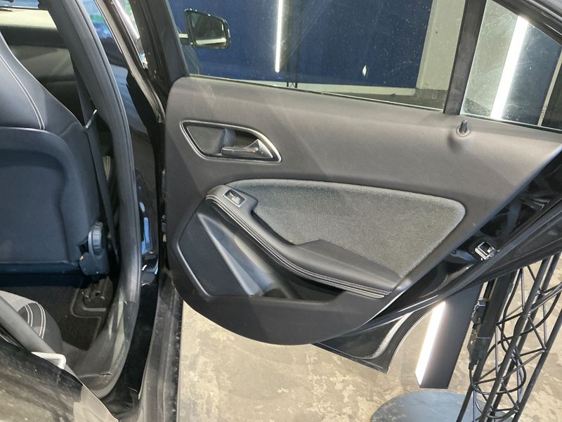 Mercedes-Benz A-Klasse A 200 BlueEfficiency Style 2016 – снимка 42