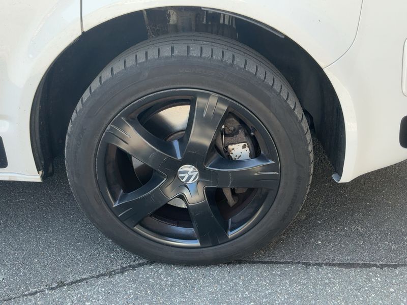 Volkswagen T5 Multivan 2.0 TDI Edition 25 2012 – снимка 11