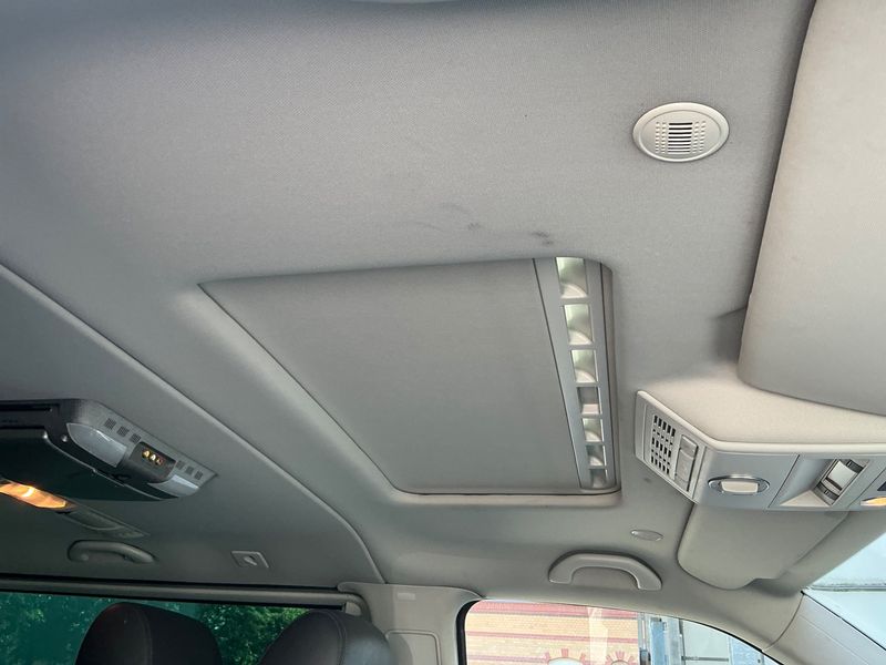 Volkswagen T5 Multivan 2.0 TDI Edition 25 2012 – снимка 33