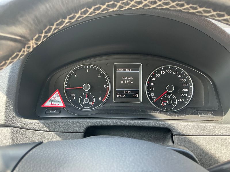 Volkswagen T5 Multivan 2.0 TDI Edition 25 2012 – снимка 19