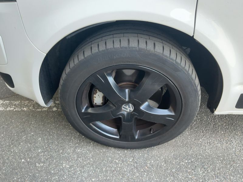 Volkswagen T5 Multivan 2.0 TDI Edition 25 2012 – снимка 3