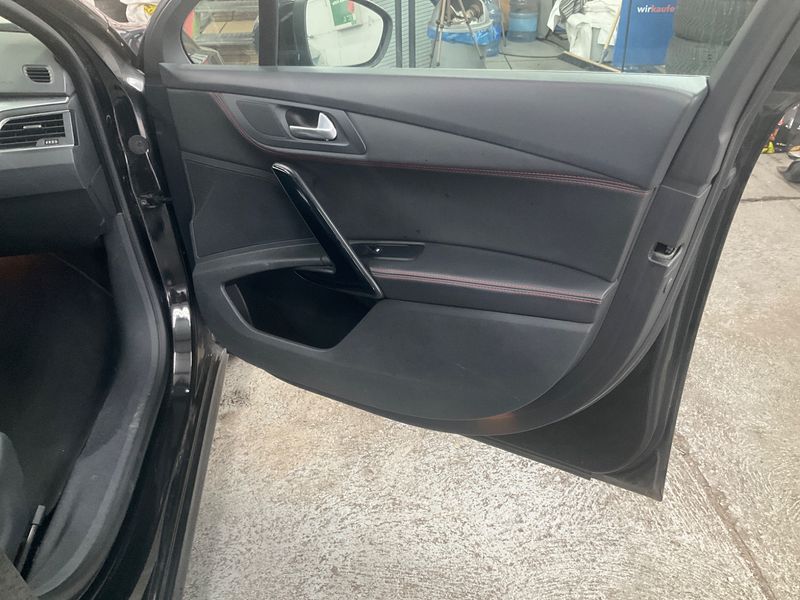 Peugeot 508 2.0 Blue-HDi GT 2017 – снимка 31