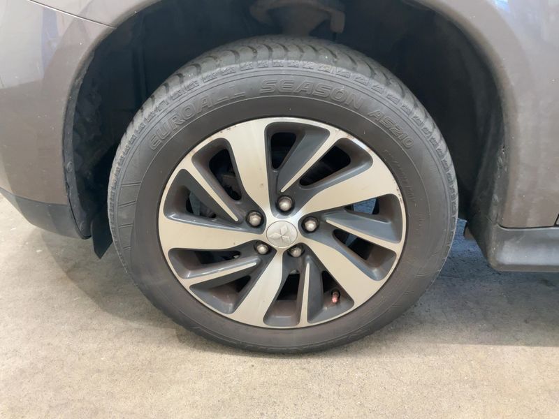 Mitsubishi ASX 1.8 DI-D Plus 2WD 2015 – снимка 3