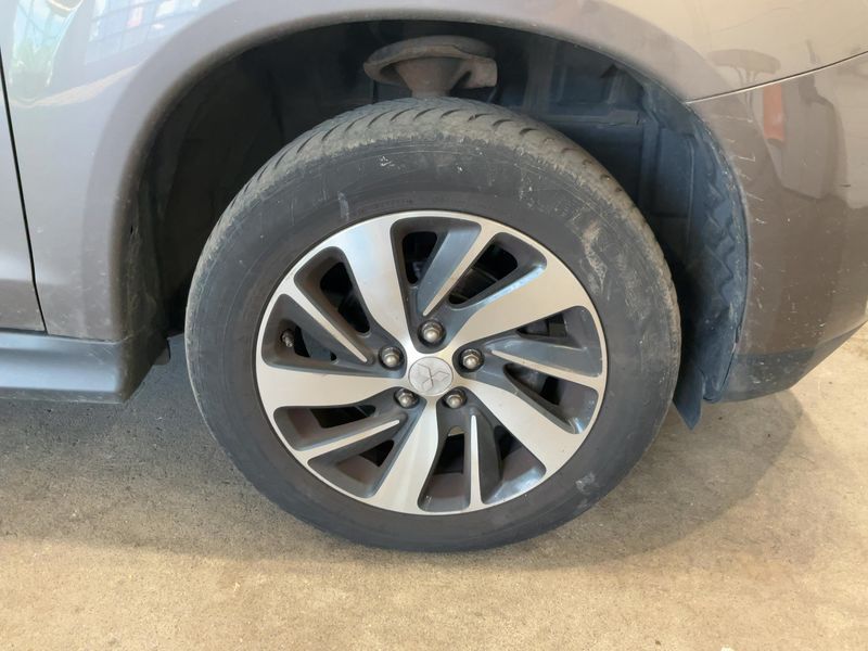 Mitsubishi ASX 1.8 DI-D Plus 2WD 2015 – снимка 11
