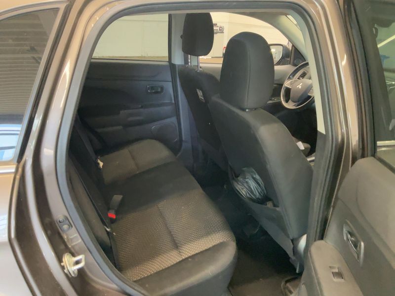 Mitsubishi ASX 1.8 DI-D Plus 2WD 2015 – снимка 19