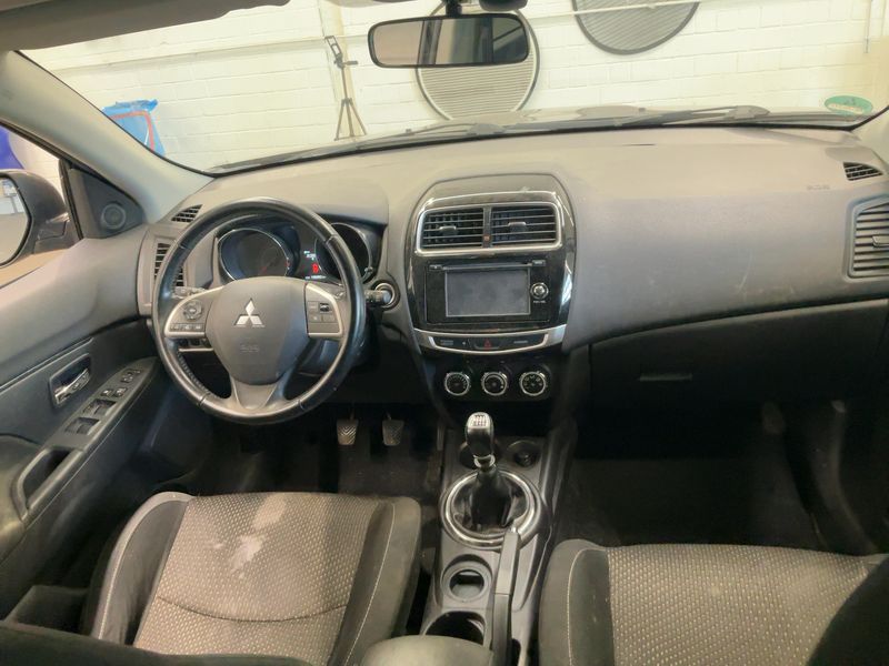 Mitsubishi ASX 1.8 DI-D Plus 2WD 2015 – снимка 17