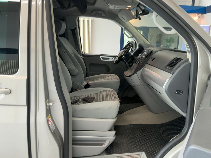 Volkswagen T5 California 2.0 TDI Comfortline Europe 2011 – снимка 16