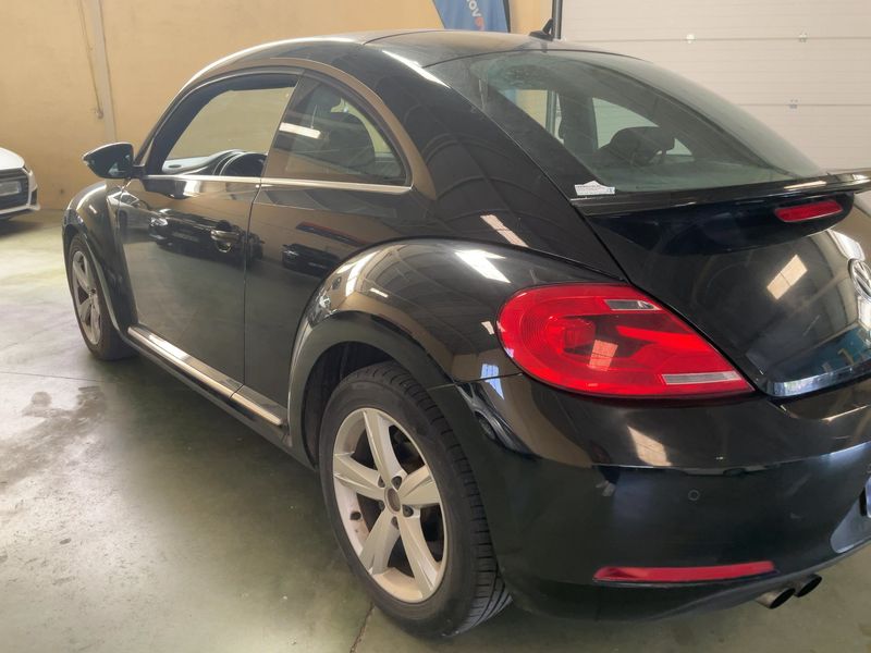 Volkswagen Beetle 2.0 TDI Sport 2014 – снимка 6