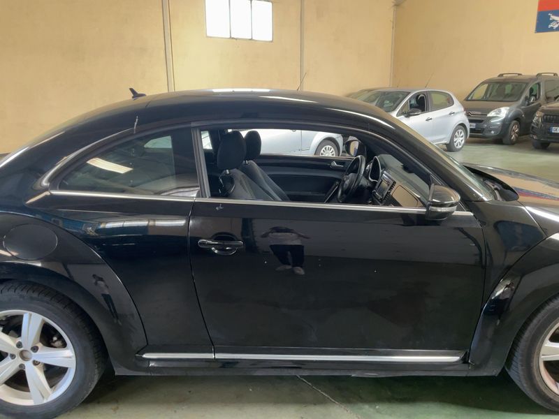 Volkswagen Beetle 2.0 TDI Sport 2014 – снимка 10