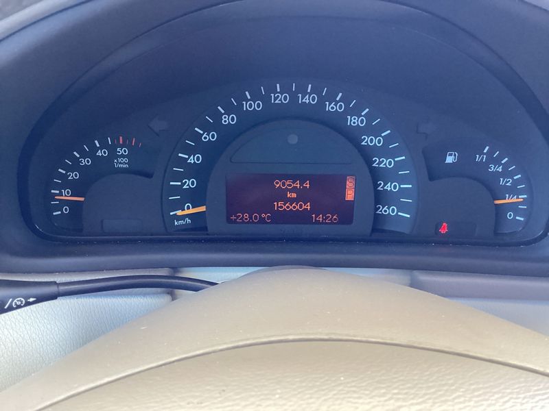 Mercedes-Benz C-Klasse C 220 CDI Elegance 2004 – снимка 4