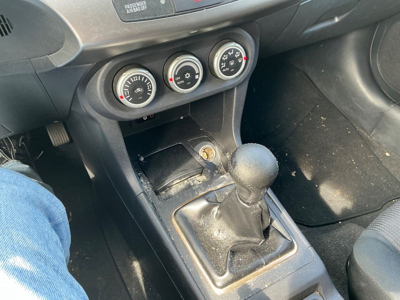 Mitsubishi Lancer 1.8 DOHC Invite 2010 – снимка на щета