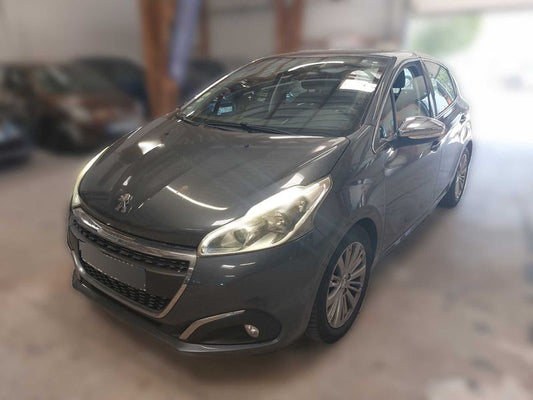 Peugeot 208 1.6 Blue-HDi Allure 2016 – снимка 1