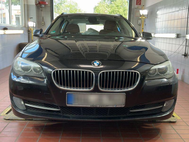 BMW 5er 530d 2010 – снимка 9