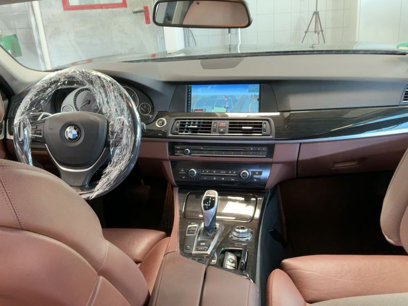 BMW 5er 530d 2010 – снимка 12