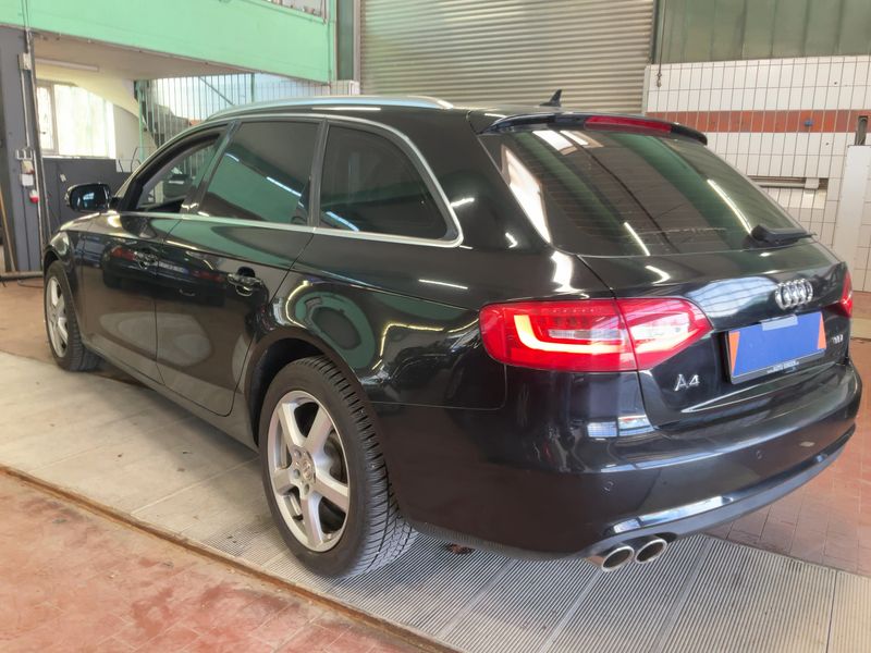 Audi A4 2.0 TDI Ambiente 2015 – снимка 6