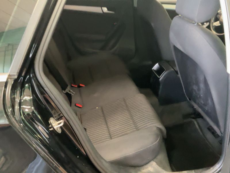 Audi A4 2.0 TDI Ambiente 2015 – снимка 19
