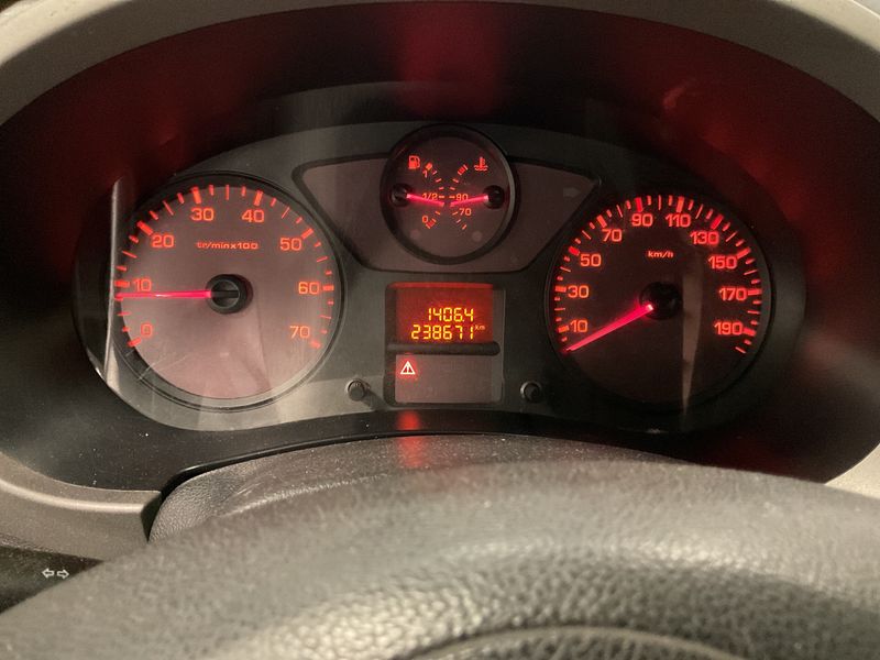Citroen Berlingo 1.6 HDi Multispace 2012 – снимка 4
