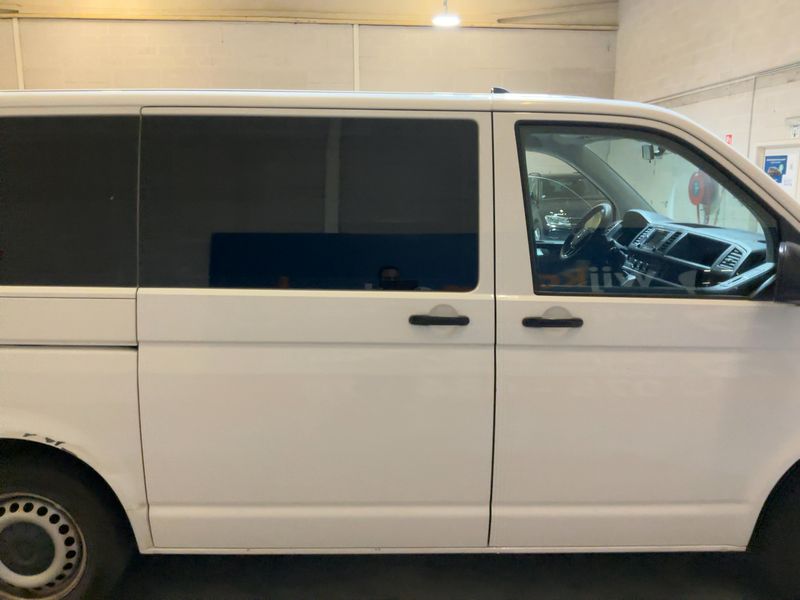 Volkswagen T6 Kombi 2.0 TDI 2018 – снимка 10