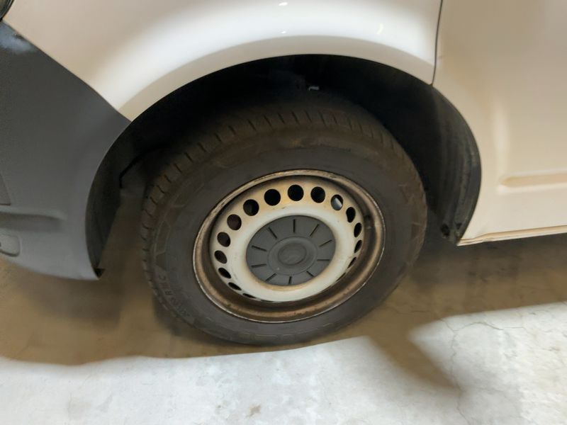 Volkswagen T6 Kombi 2.0 TDI 2018 – снимка 3