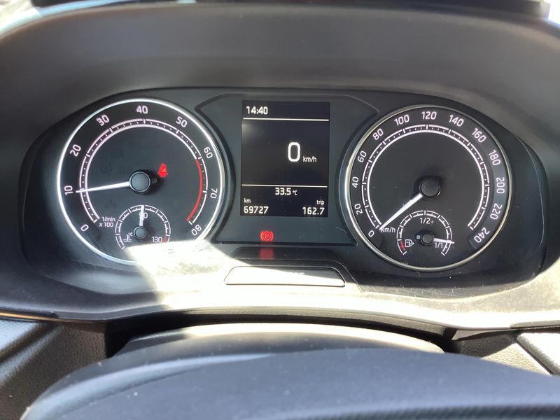 Skoda Fabia 1.0 TSI Active 2023 – снимка 18