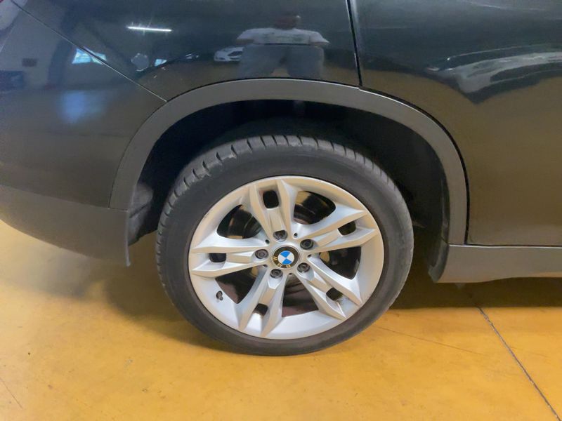 BMW X1 sDrive 18d Premiere 2011 – снимка 9