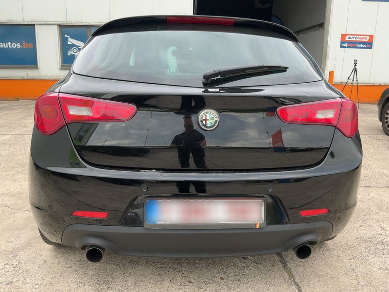 Alfa Romeo Giulietta 1.8 Turbo Quadrifoglio Verde 2012 – снимка 7