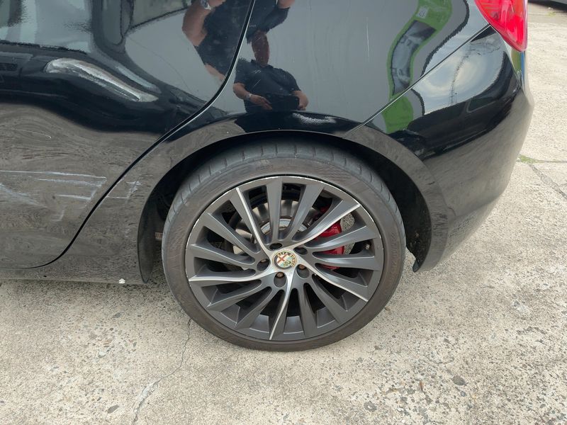 Alfa Romeo Giulietta 1.8 Turbo Quadrifoglio Verde 2012 – снимка 5