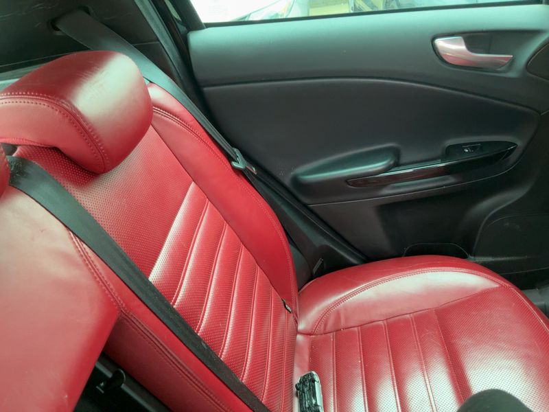 Alfa Romeo Giulietta 1.8 Turbo Quadrifoglio Verde 2012 – снимка 19