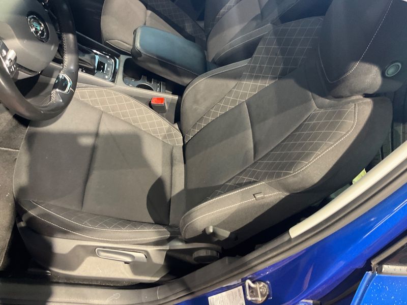 Skoda Karoq 1.5 TSI ACT Ambition 2021 – снимка 26