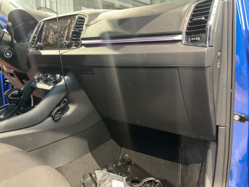 Skoda Karoq 1.5 TSI ACT Ambition 2021 – снимка 25