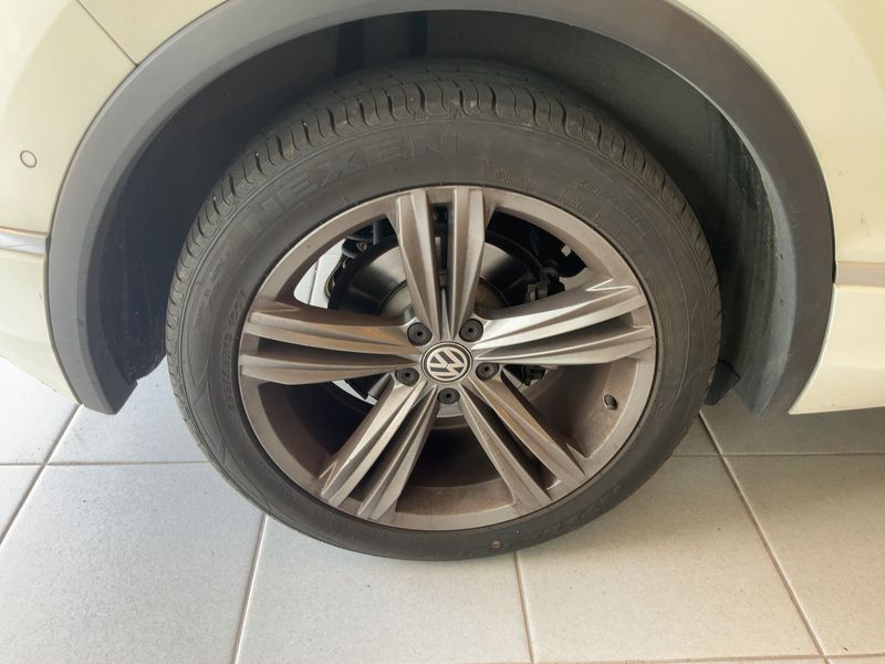 Volkswagen Tiguan 2.0 TDI Sport BlueMotion Tech 2020 – снимка 9