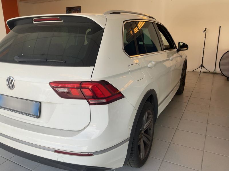 Volkswagen Tiguan 2.0 TDI Sport BlueMotion Tech 2020 – снимка 8
