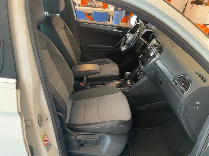 Volkswagen Tiguan 2.0 TDI Sport BlueMotion Tech 2020 – снимка 16