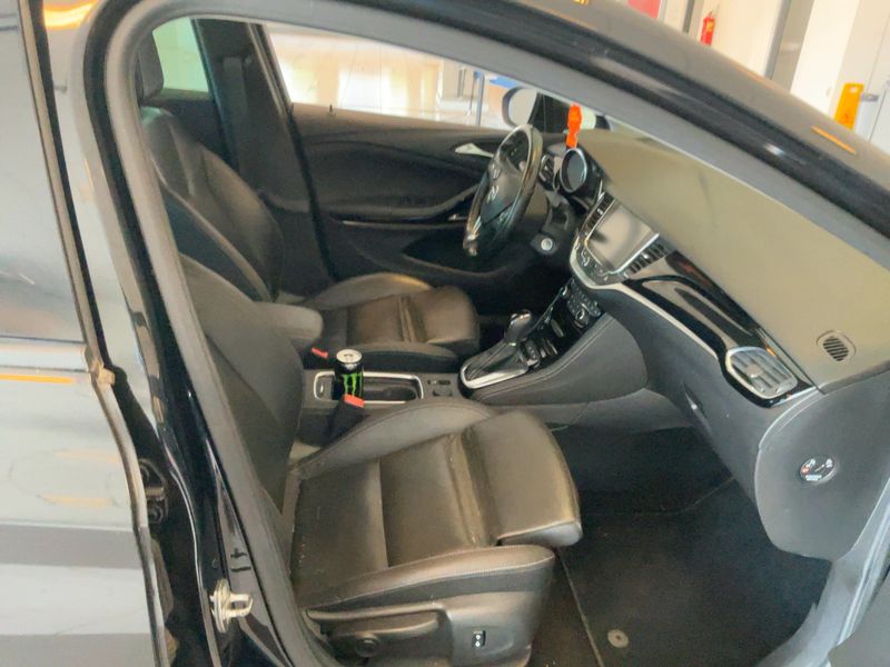 Opel Astra 1.6 CDTI DPF Innovation 2017 – снимка 16