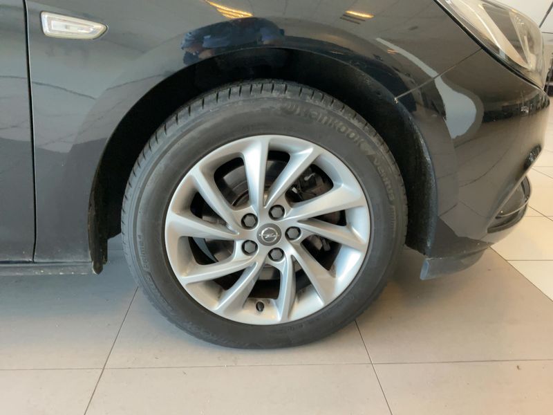 Opel Astra 1.6 CDTI DPF Innovation 2017 – снимка 11