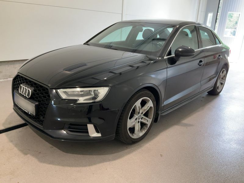 Audi A3 Limousine 1.6 TDI Sport 2017 – снимка 1