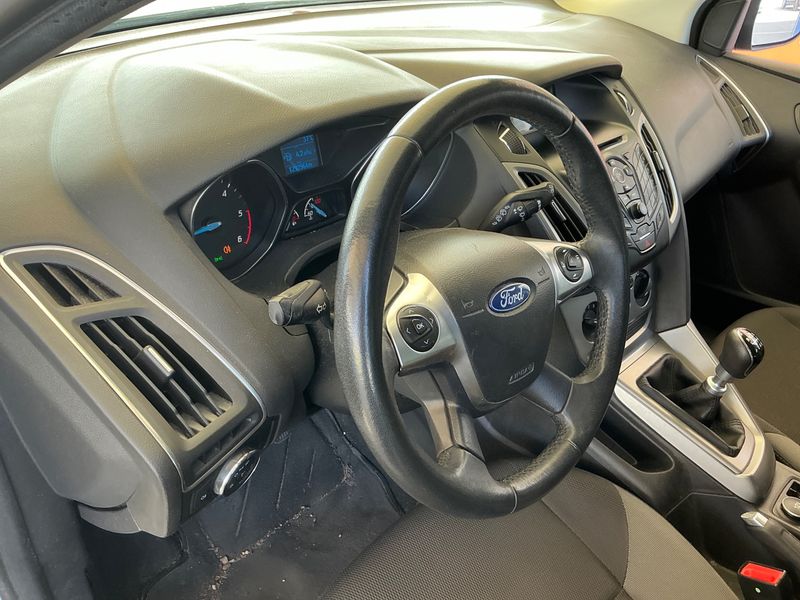Ford Focus 1.6 TDCi Edition 2014 – снимка 29
