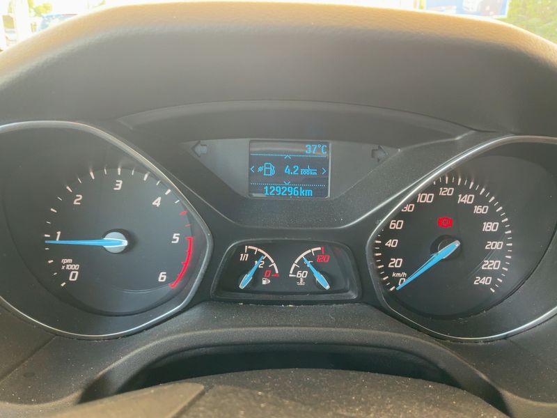 Ford Focus 1.6 TDCi Edition 2014 – снимка 18
