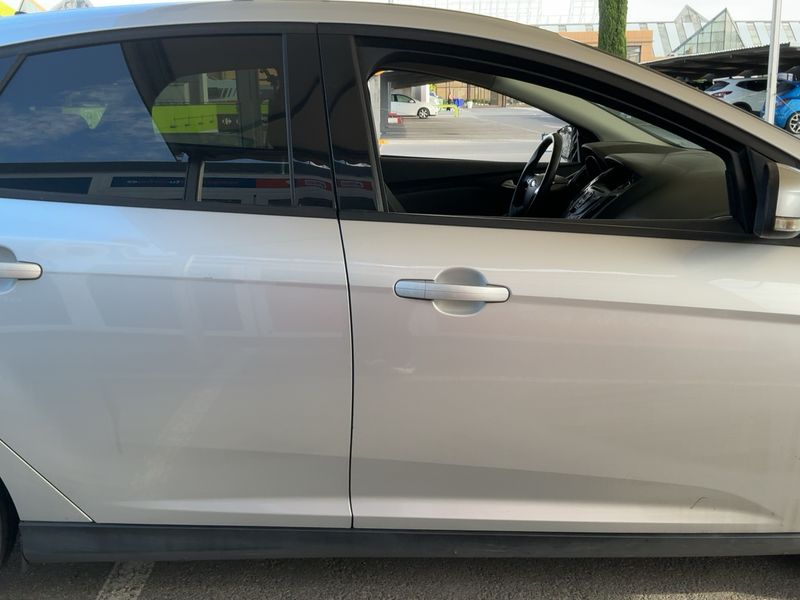 Ford Focus 1.6 TDCi Edition 2014 – снимка 10