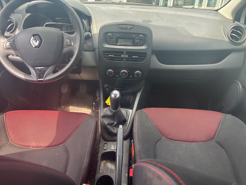 Renault Clio 0.9 Energy Expression 2015 – снимка 11