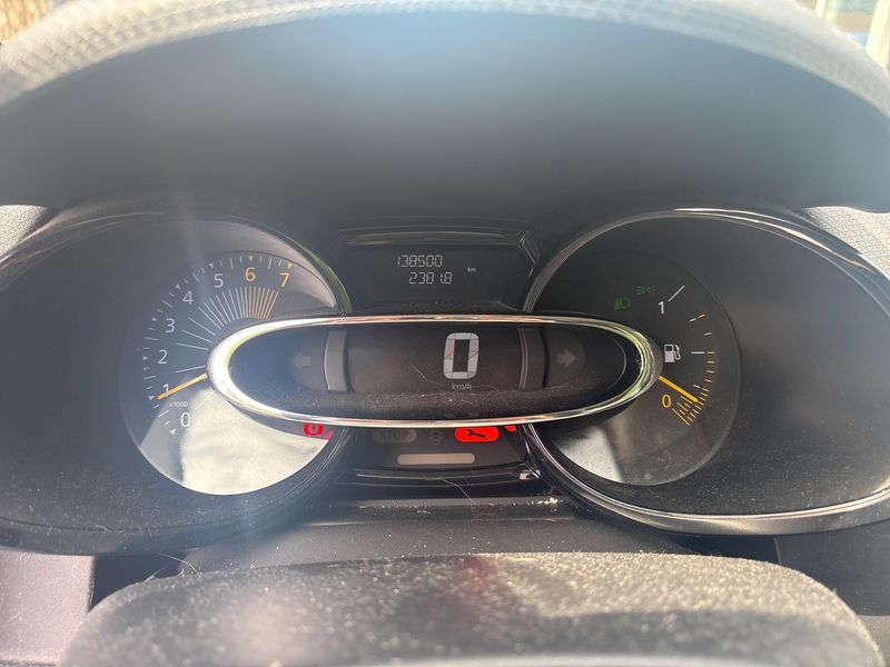 Renault Clio 0.9 Energy Expression 2015 – снимка 12