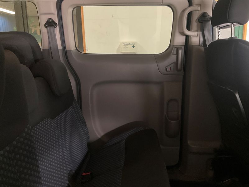 Nissan NV200 Evalia 1.6 Evalia Premium 2012 – снимка 38