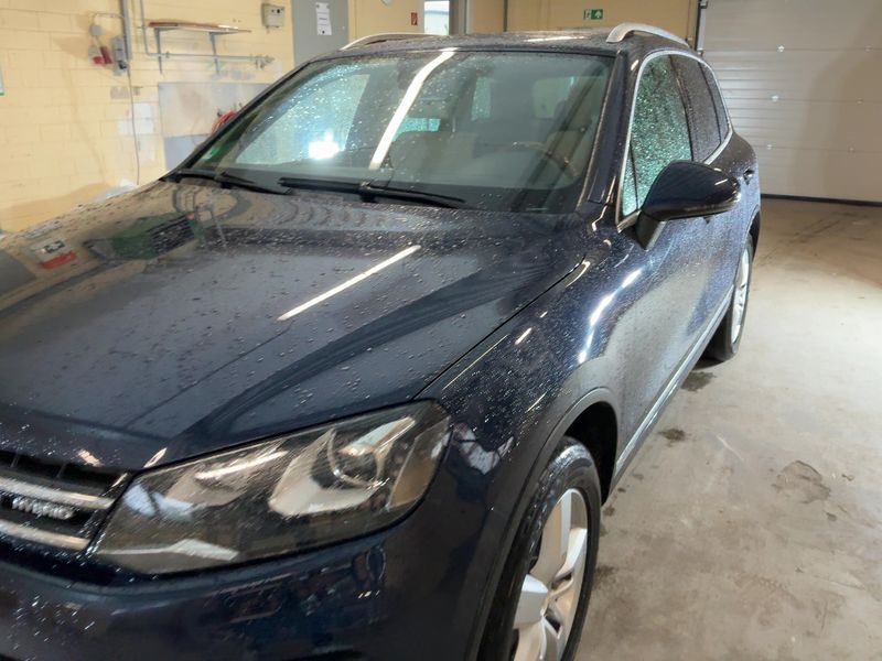 Volkswagen Touareg 3.0 V6 TSI Plug-in Hybrid 2013 – снимка 2