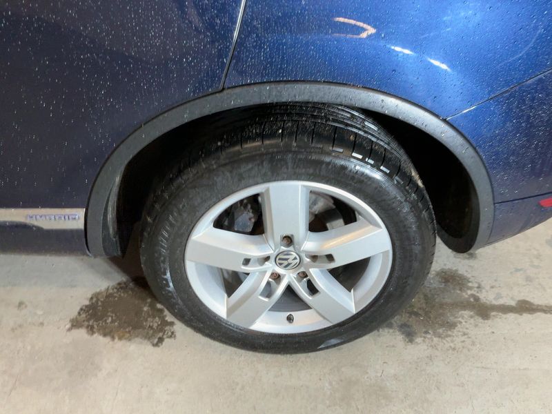 Volkswagen Touareg 3.0 V6 TSI Plug-in Hybrid 2013 – снимка 5